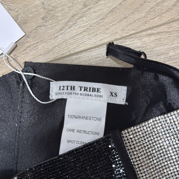 Rhinestone cropped camisole top. - Picture 2 of 6